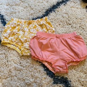 🟣 Mix and Match 5 for $10! H + M | Set of Two (2) Balloon Leg Shorts